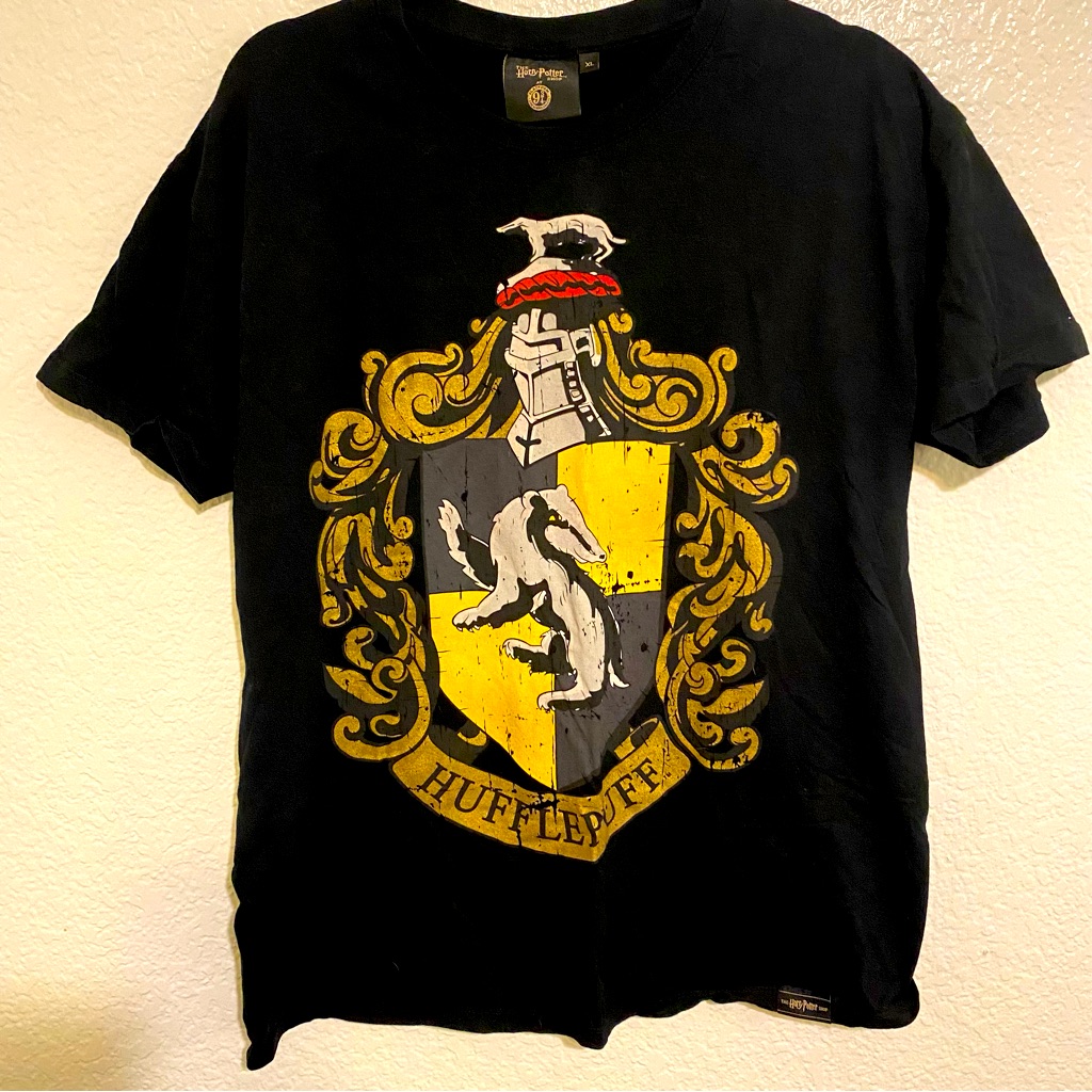 The Harry Potter Shop Hufflepuff Black Harry Potter Tshirt